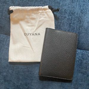 Cuyana Slim Passport Case